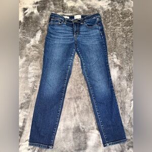 Universal Thread Jeans